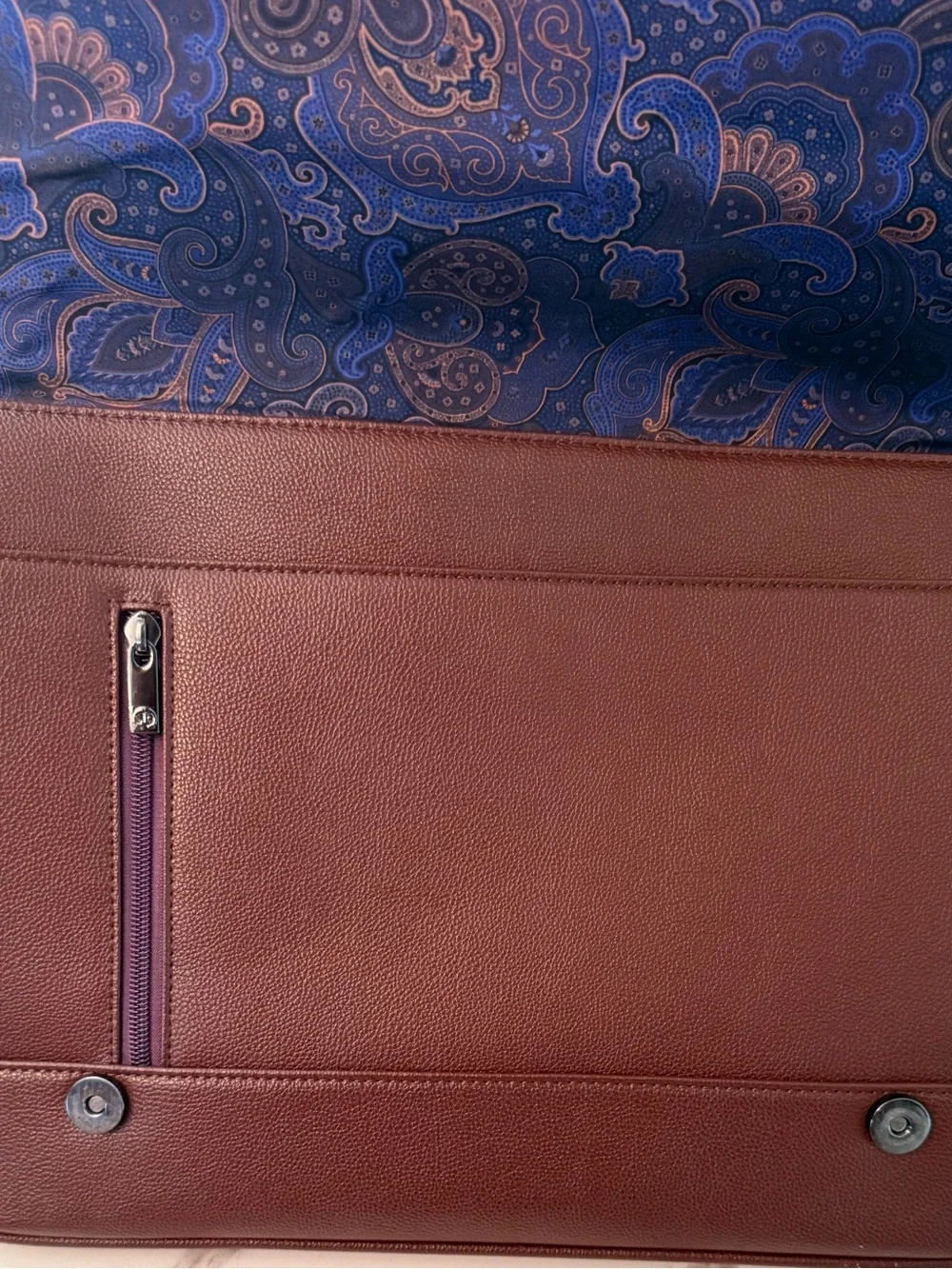 Robert Graham Brown Leather Messenger Bag,  Very Good Condition.